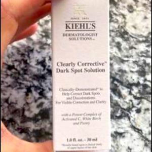 Kiehls clearly corrective dark spot reducing syrum